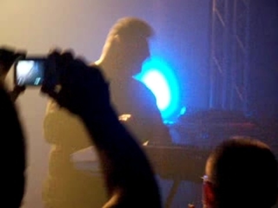 mlada fronta @ coma