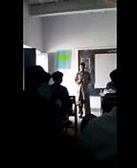 beautiful nazm banana kuch naheen ata