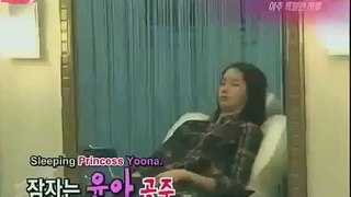 Super Funny Moment Yoona SNSD Sleeping