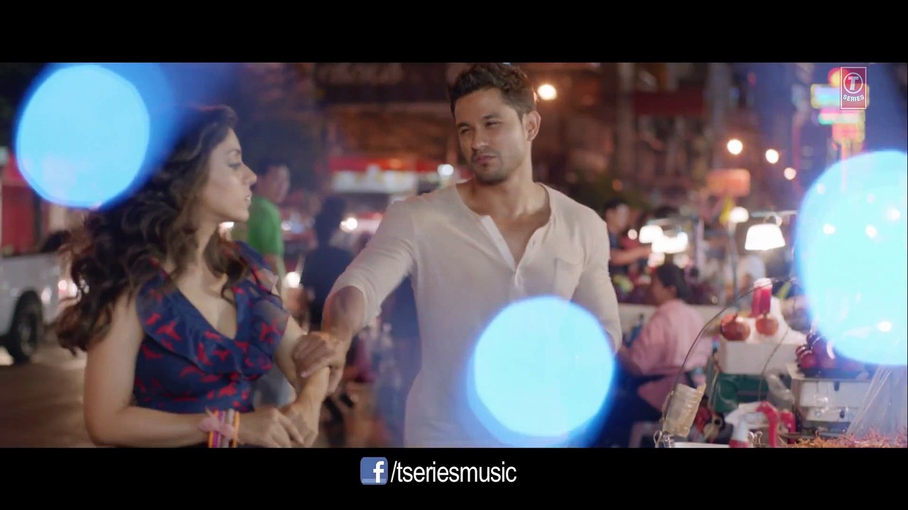Kinna Sona VIDEO Song - Bhaag Johnny - Kunal Khemu, Zoa Morani - Sunil Kamath