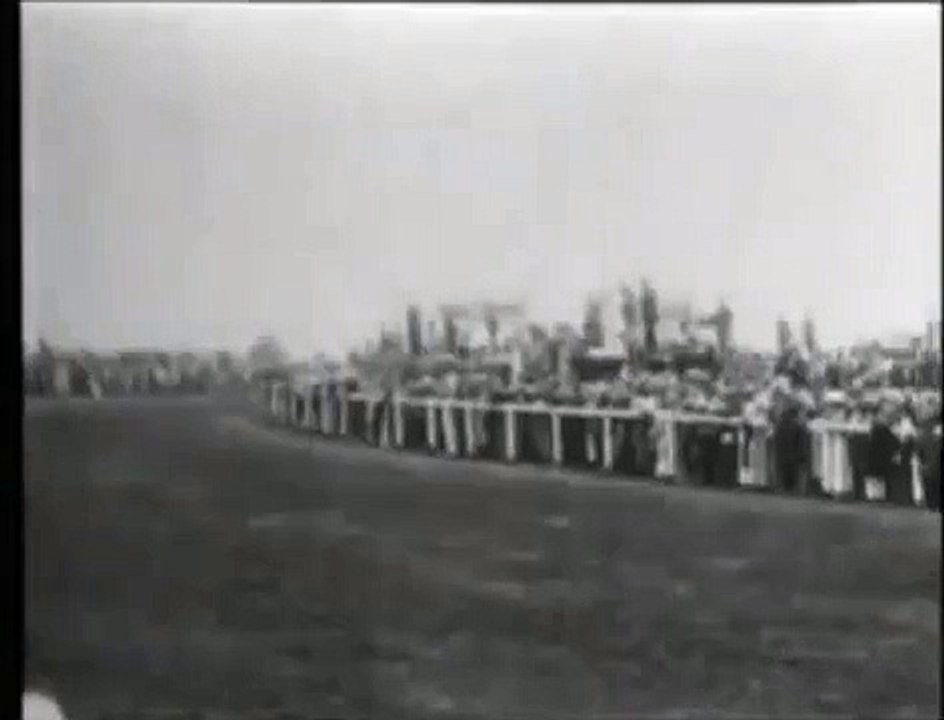 Suffragette Emily Davison knocked down by King's horse at Epsom