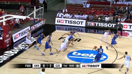 Satoransky's Highlight Dunk Early On! - EuroBasket 2015