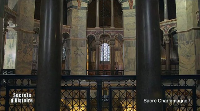 Secrets d'Histoire : Sacré Charlemagne ! - L'intermédiaire entre Dieu et les Hommes