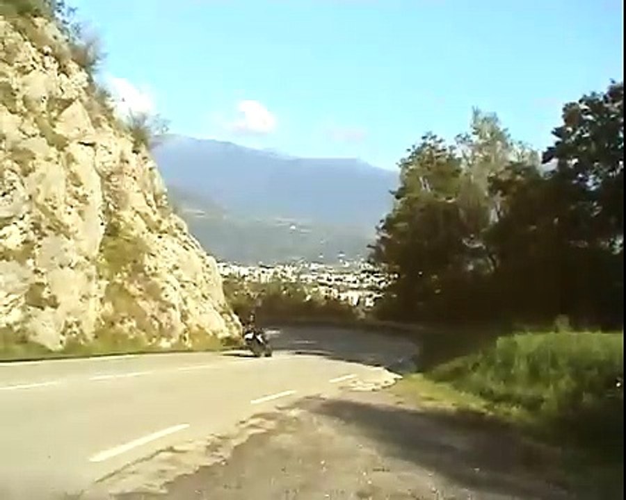 FZ1 : ça frotte !!