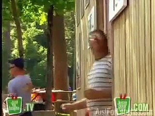 Camara Escondida - Confusion de baños