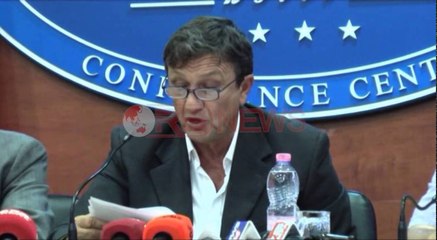 Anëtarët e PLL kërkojnë dorëheqjen e kryetarit Sulejman Gjana - Ora News- Lajmi i fundit-