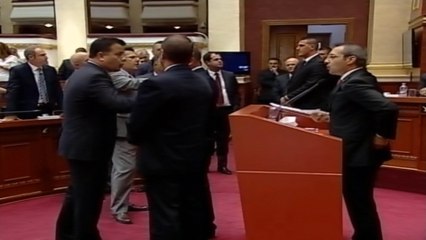 Oficeri ne arrati, Tahiri: Berisha i bleu tokë në Orikum Zaganit