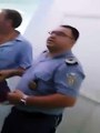 une touriste Française ,Djerba ,Tunisie Un policier à vole 1000 € dans le sac
