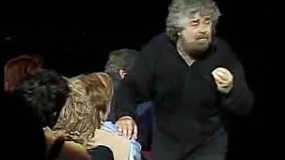 La mafia è stata corrotta Beppe Grillo
