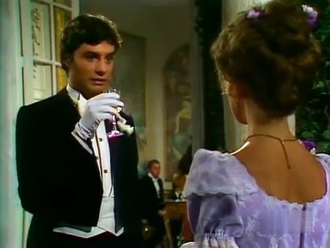 Inma de Santis en Un Marido Ideal II (1982)