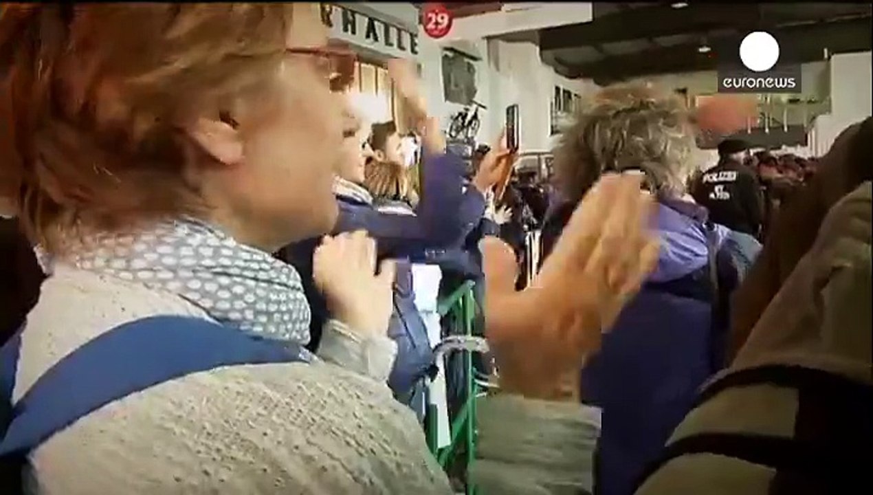 Germany welcomes 10,000 new refugees today
