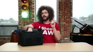 What's In My I SHOOT RAW Camera Bag (Ad)
