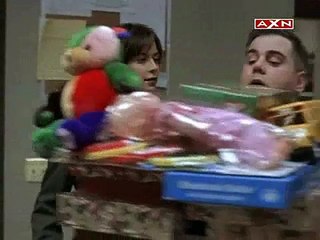 JAG clip: "No sabe hablar de otra cosa"