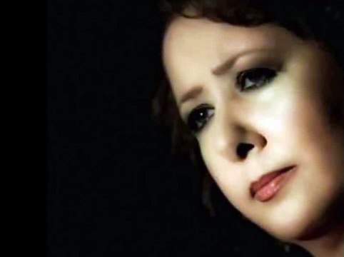 Emel Tascioglu-Bugün Benim Efkarim Var Zarim Var degmen felek