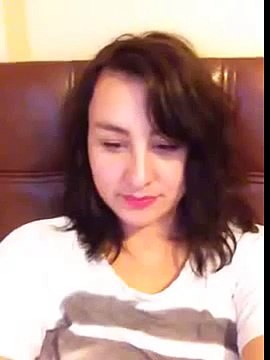 Bir evum var kalede Yasemin Sakallıoğlu