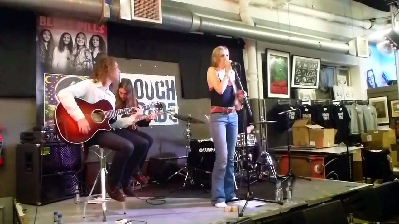 BLUES PILLS - Devil Man (Acoustic) - Live London 2014