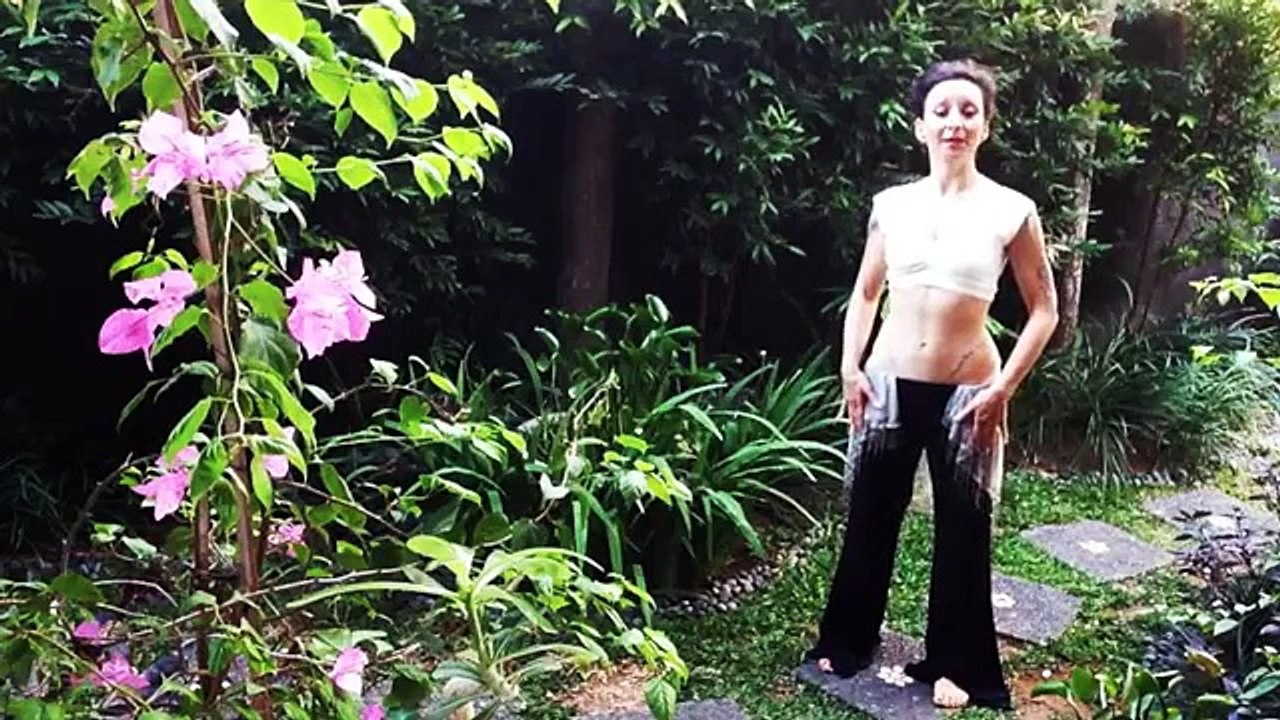 LaDibi | Hip Slide | Fusion Belly Dance Tutorial