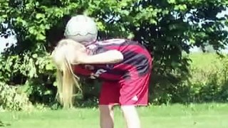 Mädchenfußball Juniorinnen Tricks und Technik  Fußball D-Juniorinnen