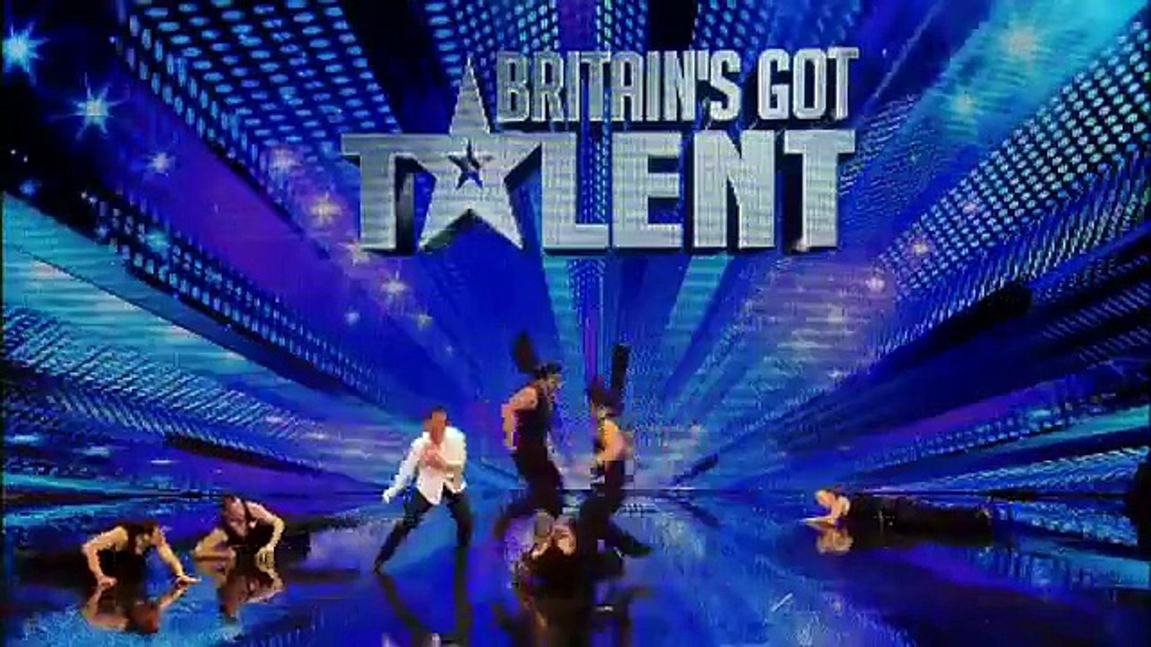 Des beaux gosses français ont mis le feu à Britain's Got Talent avec des acrobaties époustouflantes !!!
