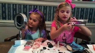 Makeup Tips From The Anderson Sisters- Riley & Harper