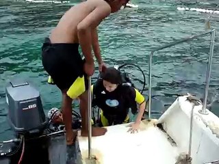 Mahira Khan on honeymoon with Husband