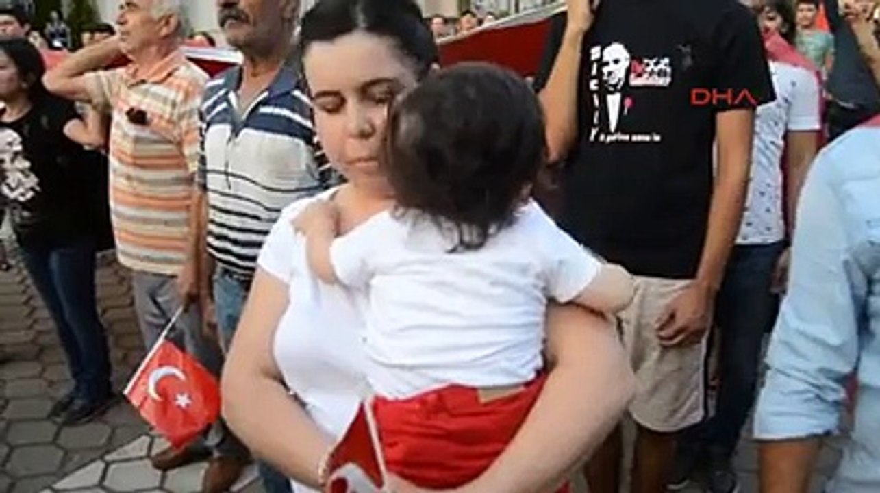 İzmir Ödemiş'te terörü protesto yürüyüşü