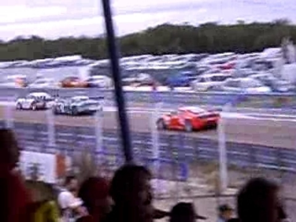 crash d'aston martin