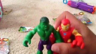 Marvels toy adventures un banging hulk iron man