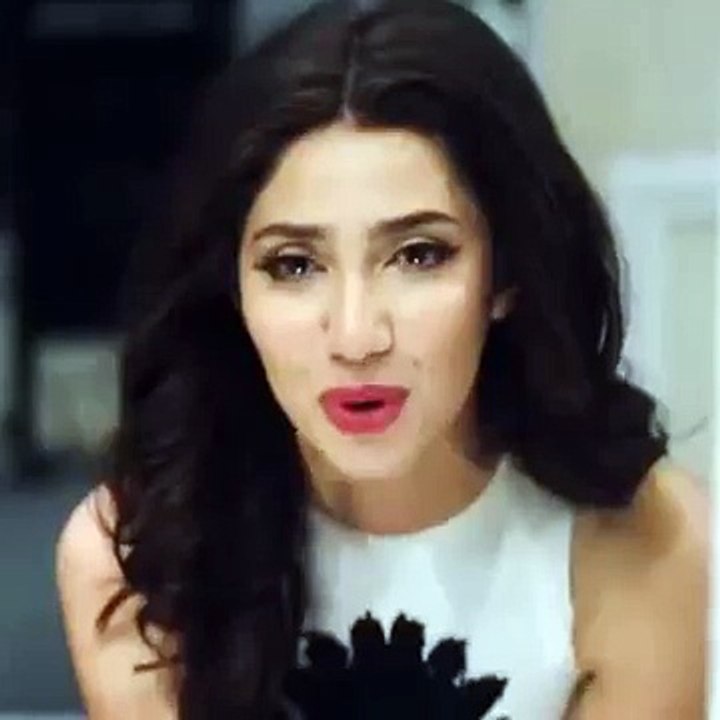 Mahirah Khan getting ready