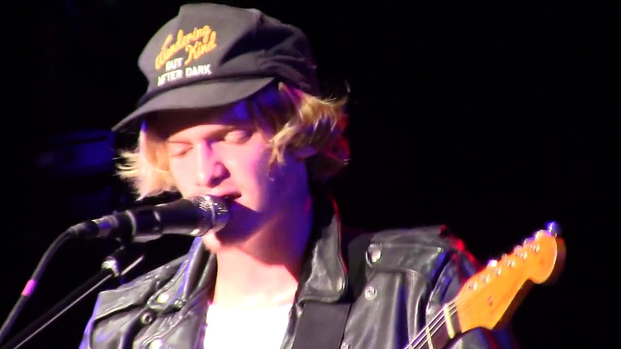cody simpson at cne -4