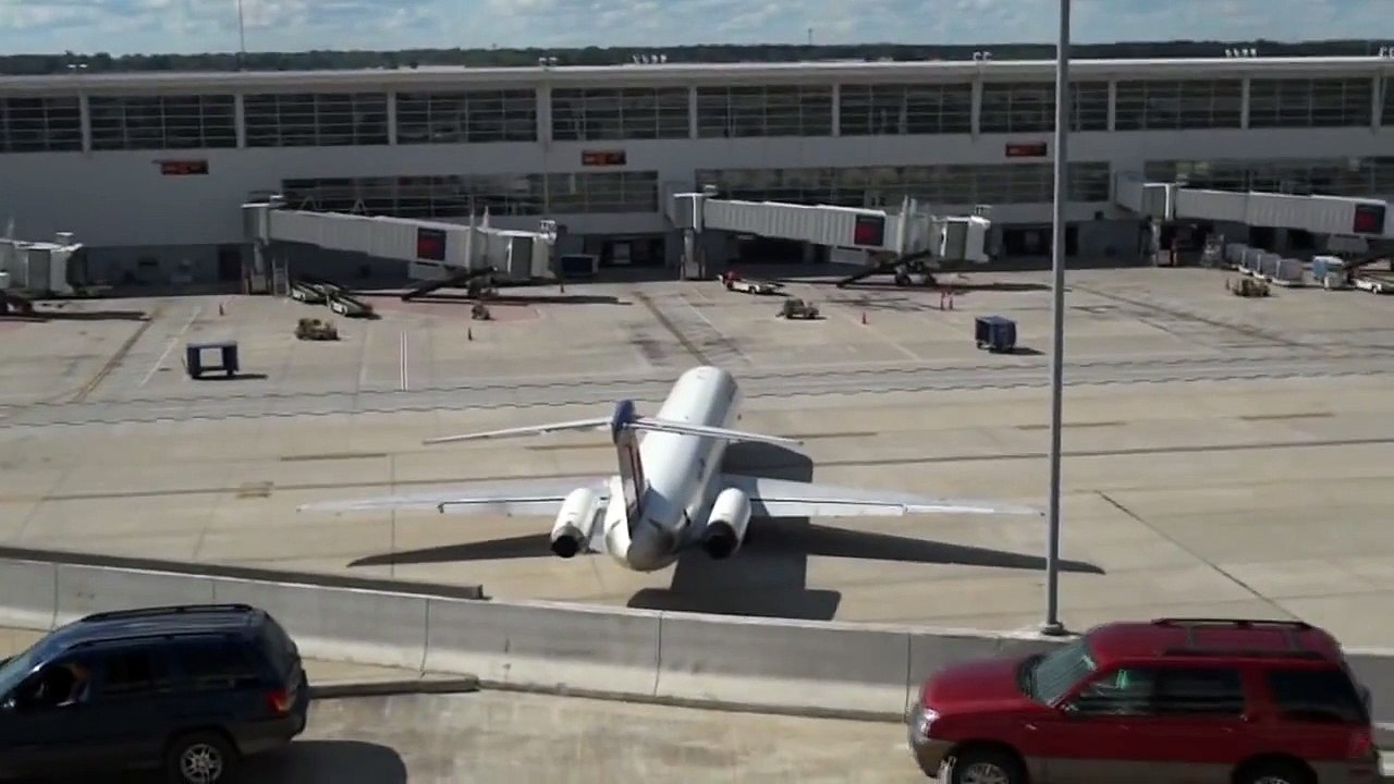 Pratt & Whitney JT8D Engine Whistle