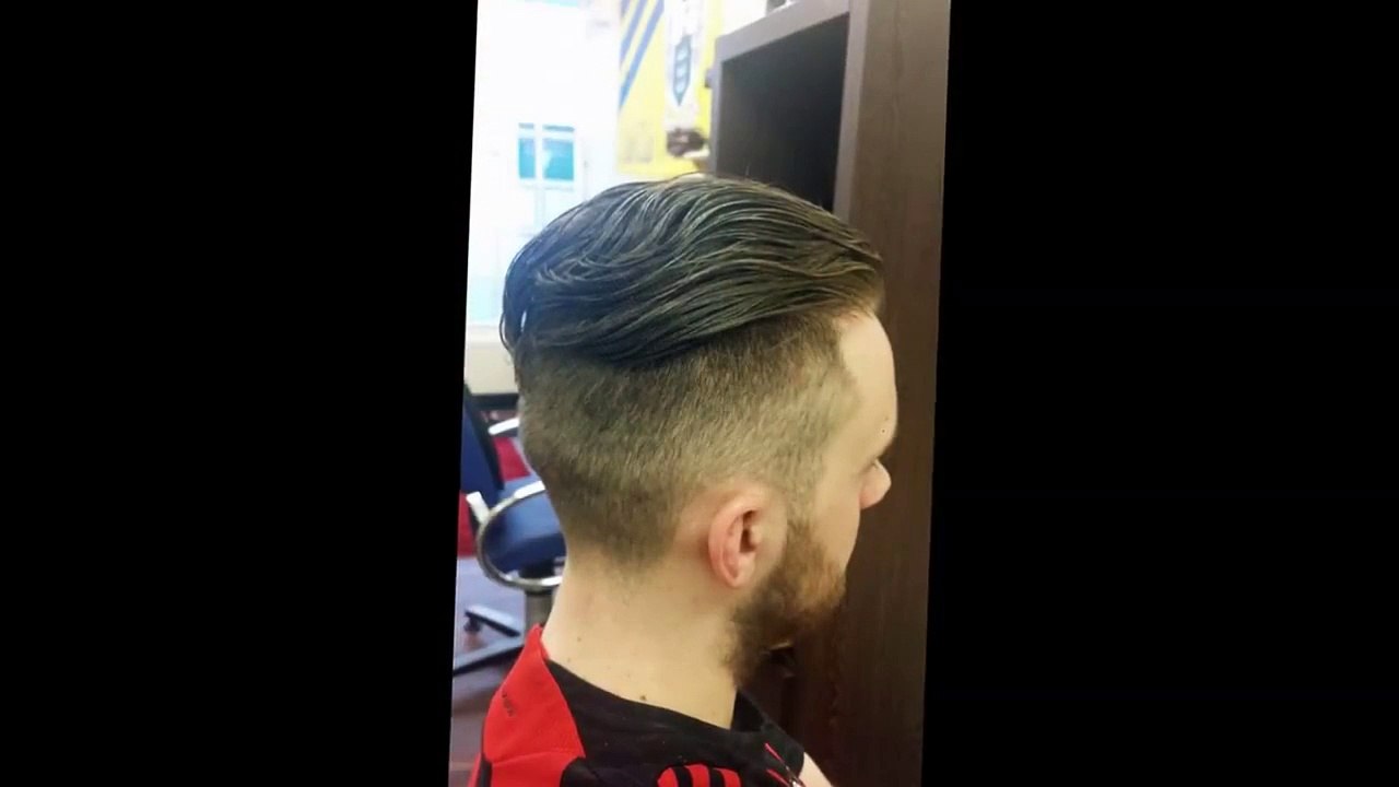 Undercut AKA " Peaky Blinders" Haircut
