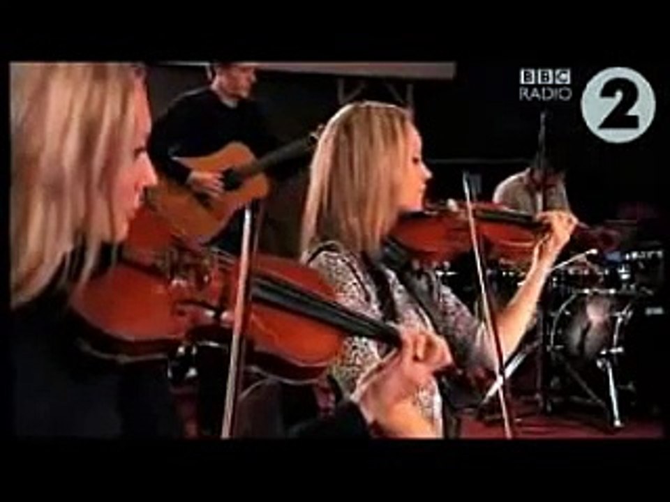 Will Young - Leave Right Now (Ken Bruce Live Show)