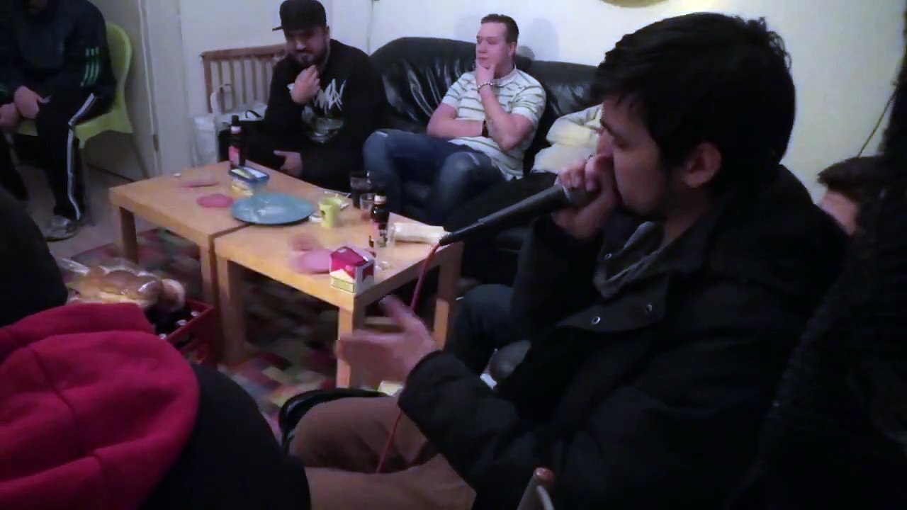 STREET FIGHTER ELEVATOR PRANK