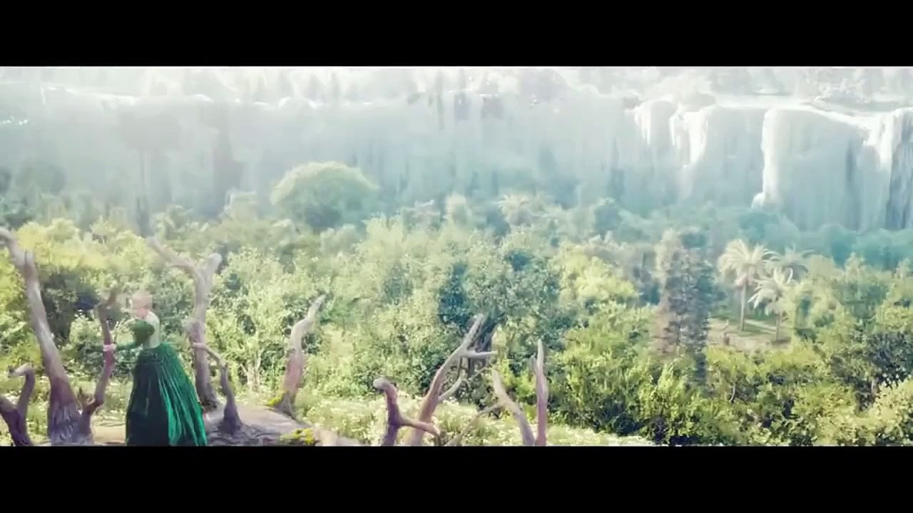 Beauty And The Beast French TRAILER (2014) - Fantasy Romance Movie HD