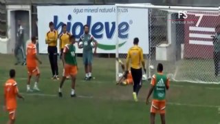 RONALDINHO y sus 3 MAGISTRALES goles en su primer entrenamiento con Fluminense 2015