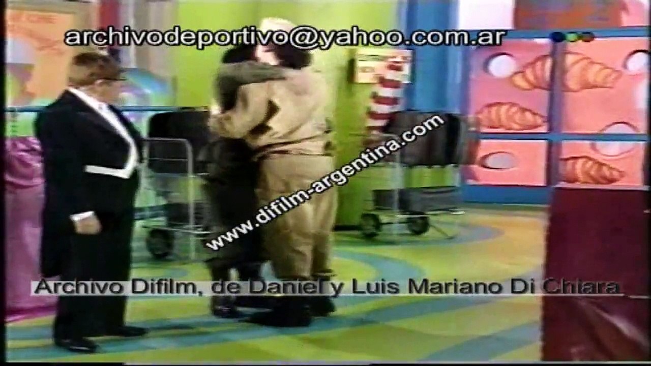 DIFILM Sketch de Tato Bores con Roberto Carnaghi - 1993