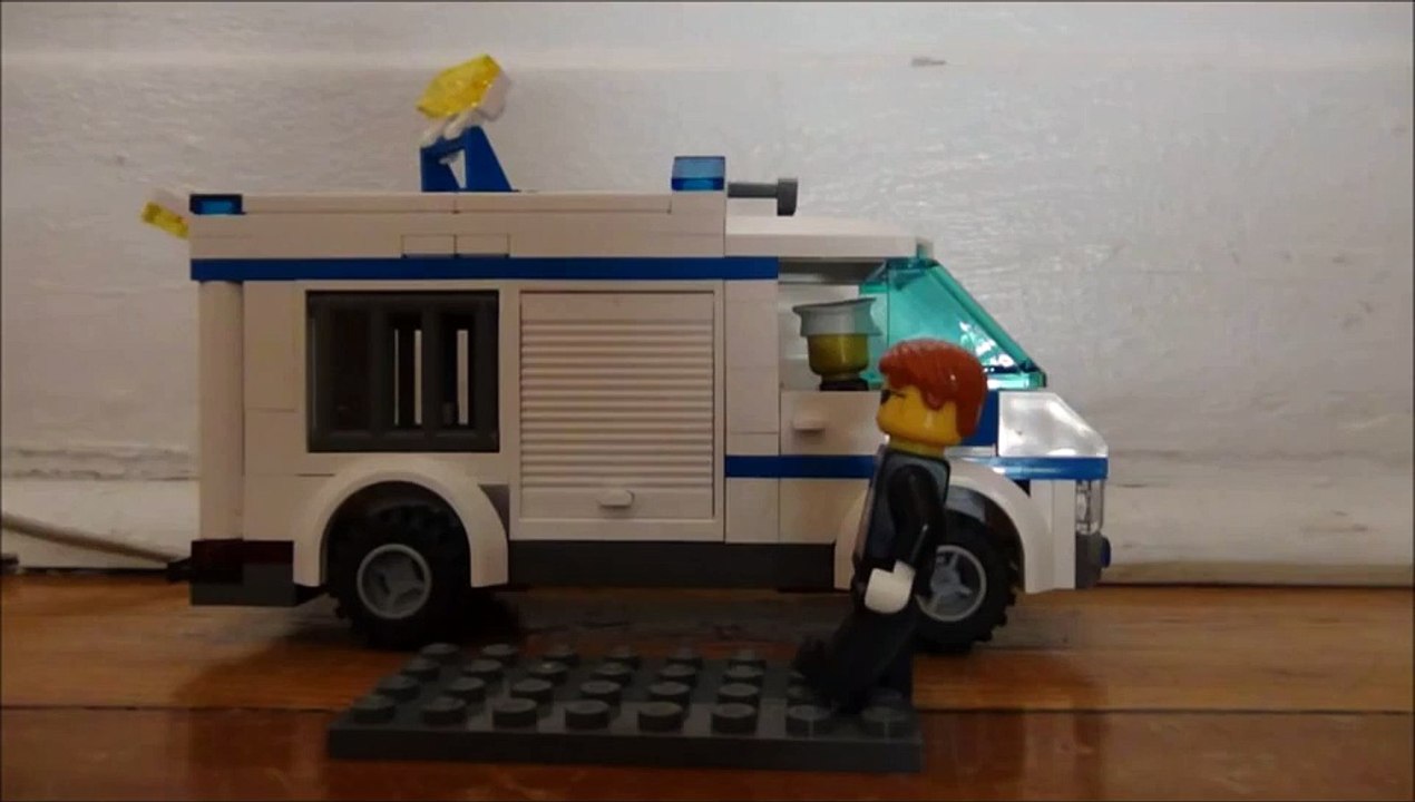 Lego city war.