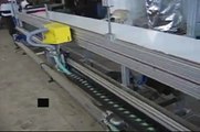 Bagging Machine puts aluminium profiles in bags