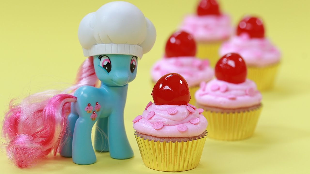 MY LITTLE PONY CUTIE CUPCAKES ft Austin Mahone! - NERDY NUMMIES