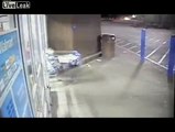 Thief sprays Walmart manager with bug spray