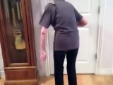 90-year-old grandma moves like Jagger!