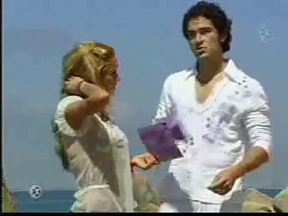 Mia y Miguel en playa