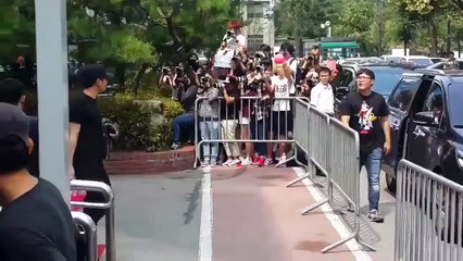 150904 SNSD - Music Bank錄製結束離開