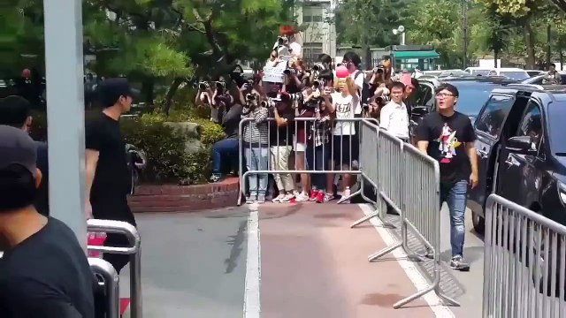 150904 SNSD - Music Bank錄製結束離開