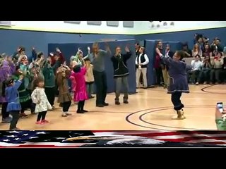 Obama dances with Alaskan children During a trip to Alaska - LoneWolf Sager(◑_◑)