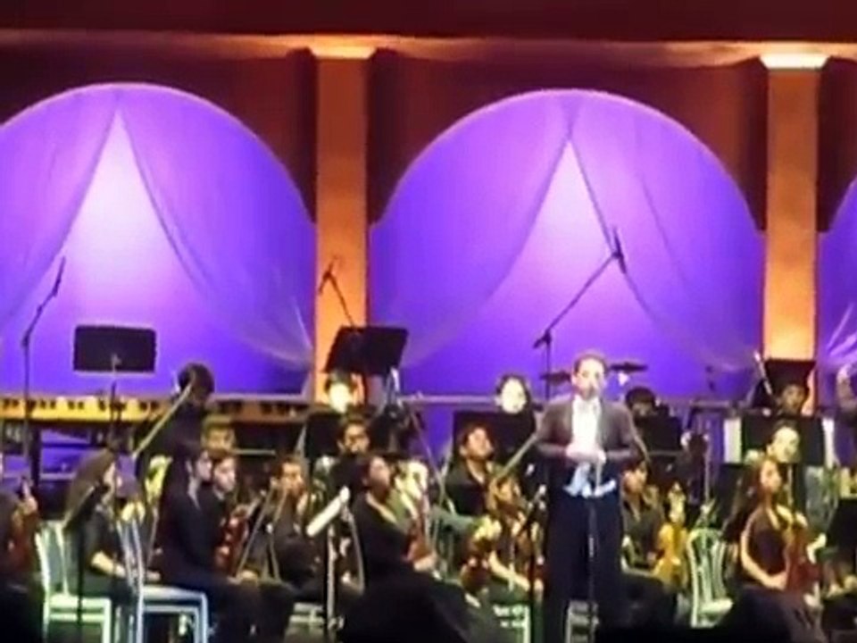 Juan Diego Florez - Popurrí de Huaynos (Ojos Azules, Valicha)