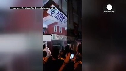 دفاتر حزب دموکراتیک خلق ها در ترکیه مورد حمله قرار گرفت