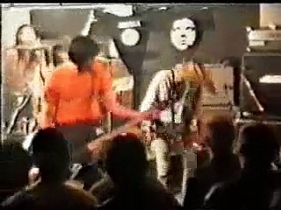FLOYD THE BARBER - Nirvana live@kapu,Linz [part 4] 11/20/89