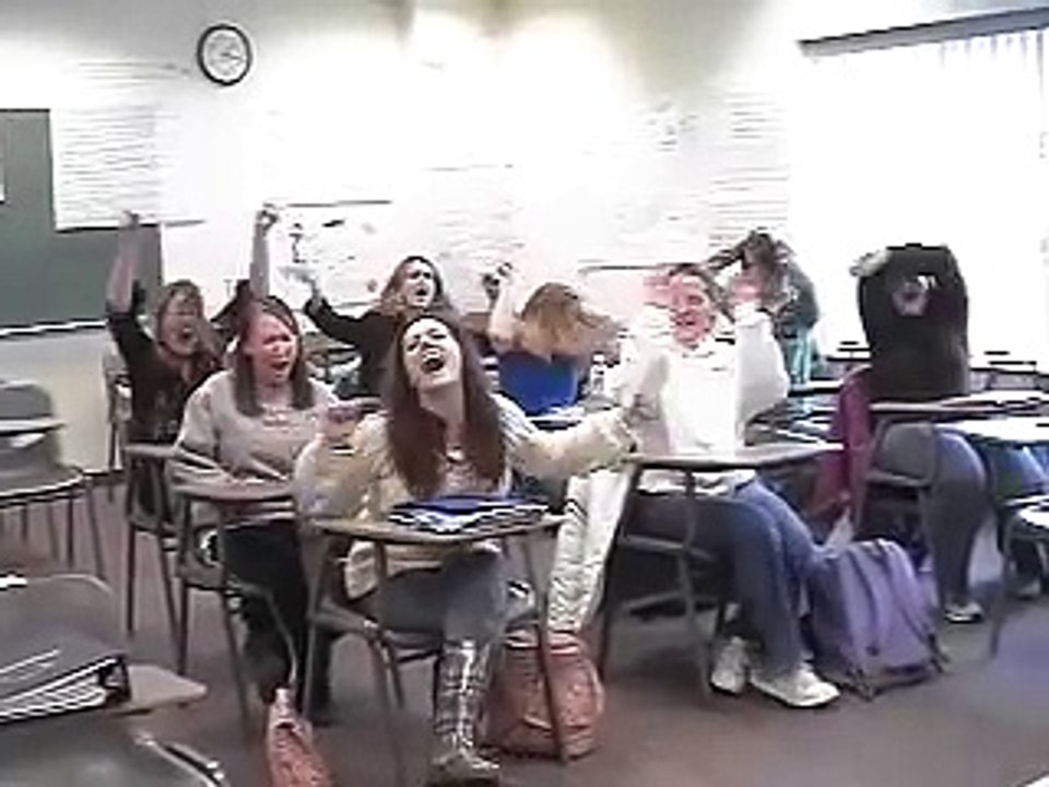 Don't Let the Pigeon Jump on the Bed